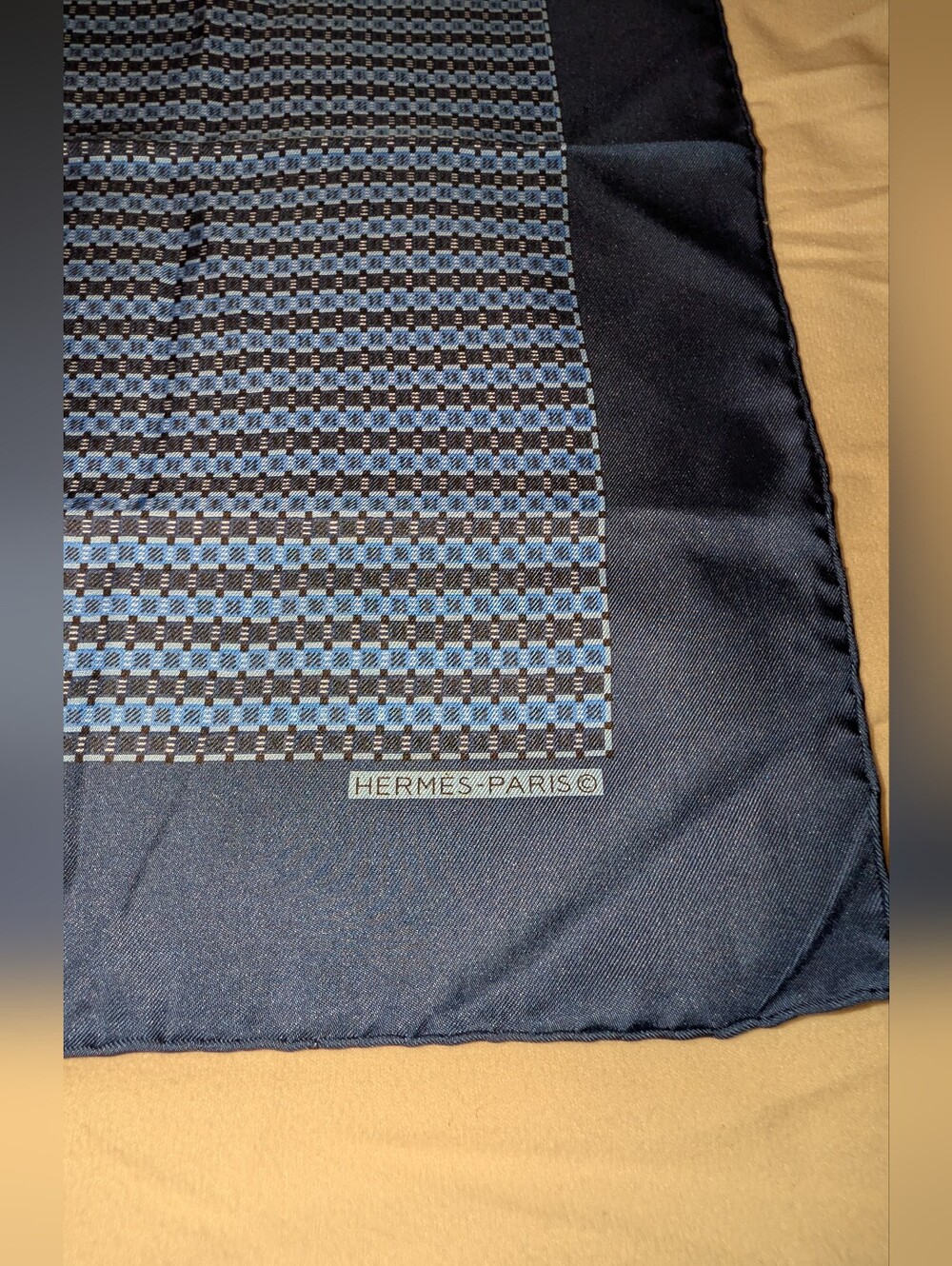 Hermes Paris Chaine D' Ancre Carre Navy Silk 100 Petit Square 17" Scarf COA NWOT